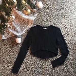 Black cropped sweater, high low - Silence + Noise